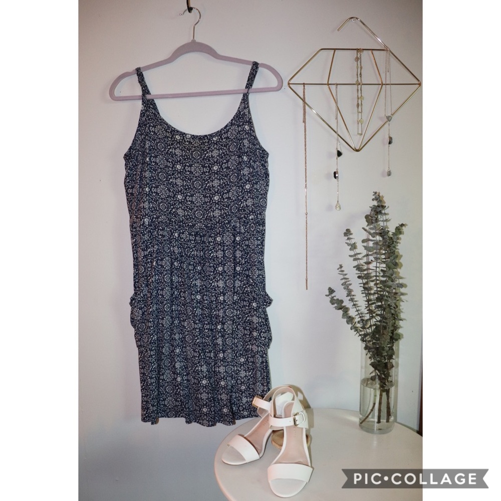 Forever 21 Blue & White Print Dress - WITH POCKETS